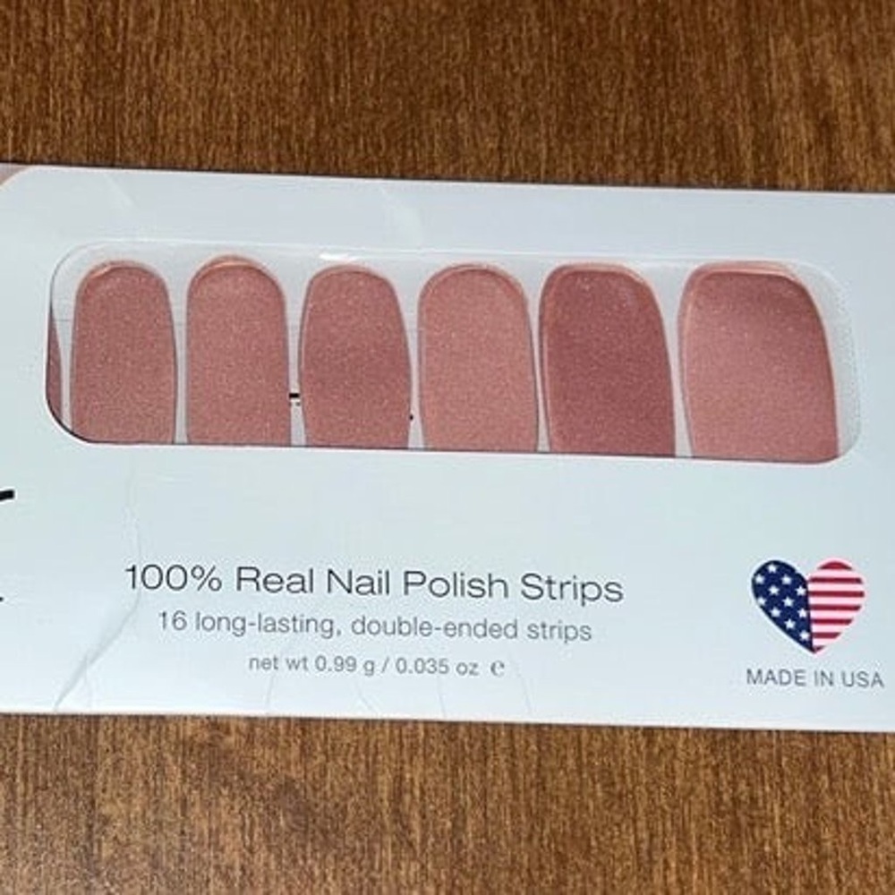 NEW Color Street Nails - At the Plaza